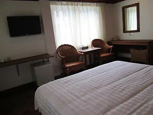 Hotel Wardan Янгон 3*,