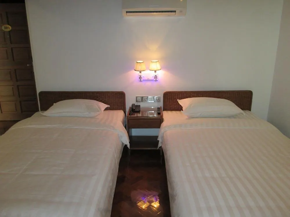 Hotel Wardan Янгон
